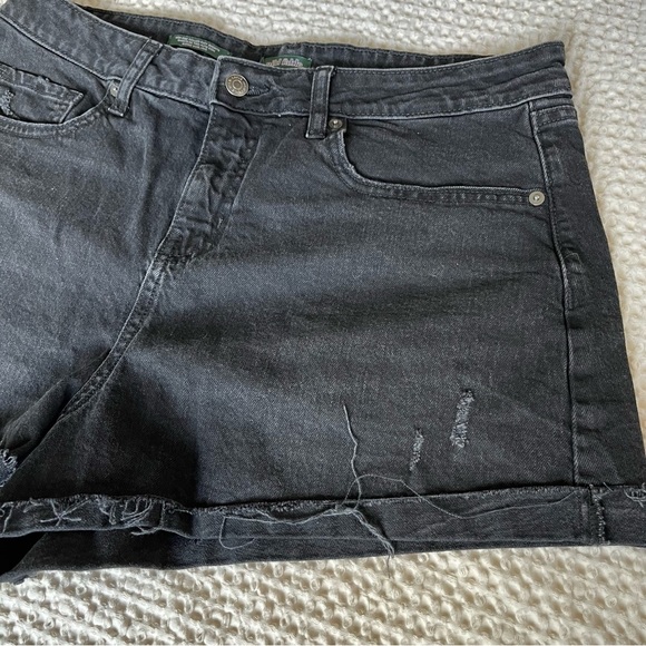 Wild Fable High Rise Rolled Cuff Black Denim Shorts Size 12 - Picture 3 of 9